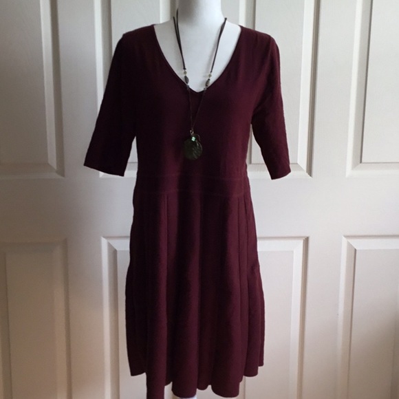 Carmen Marc Valvo Dresses & Skirts - NWOT Carmen Burgundy sweater dress